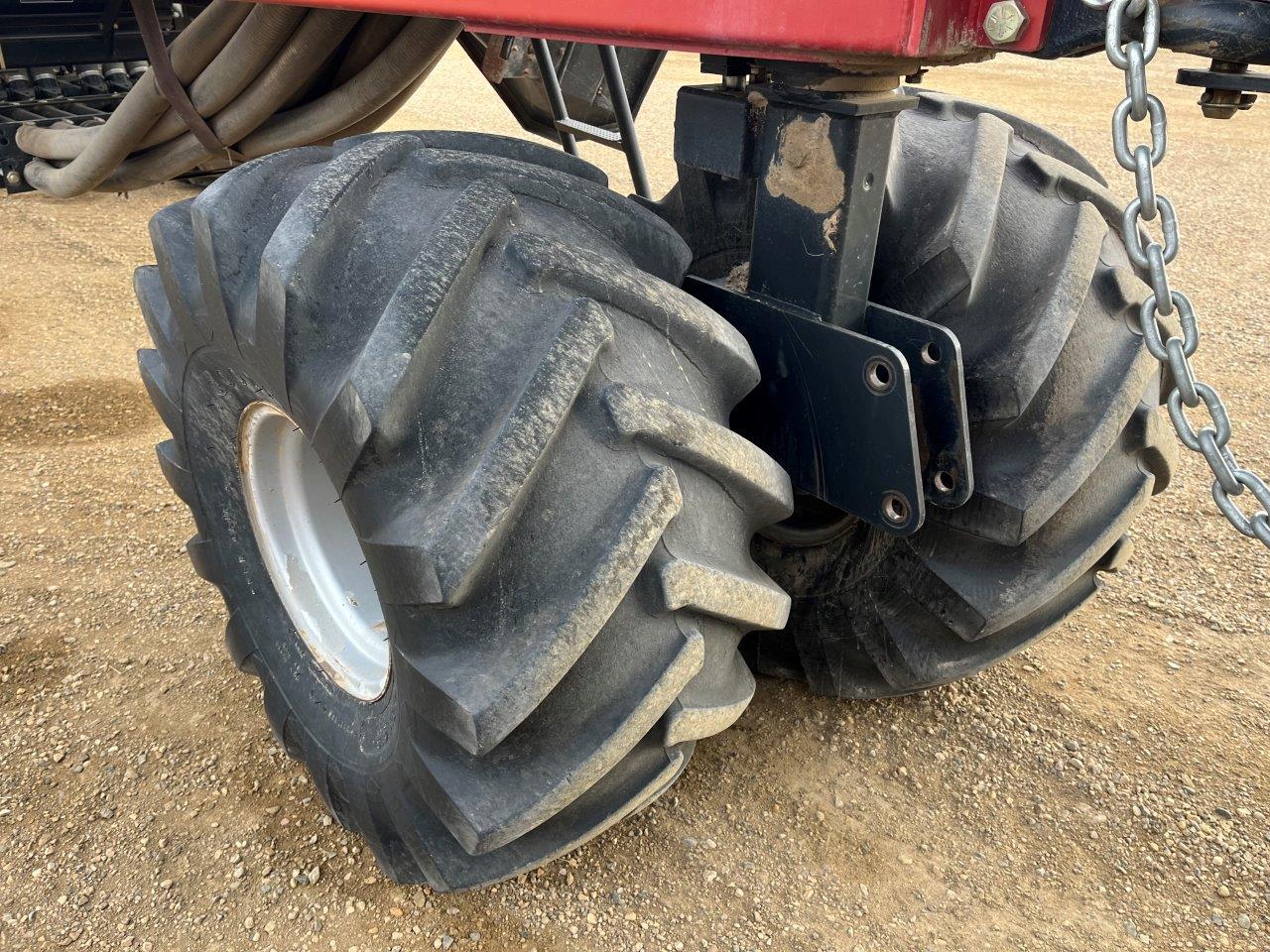 2010 Case IH Flex Hoe 400 48'12" w/ 3430 TBH Air Drill