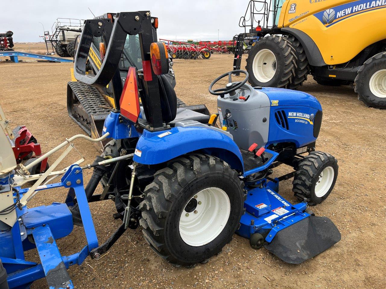 2015 New Holland Boomer 24 Tractor