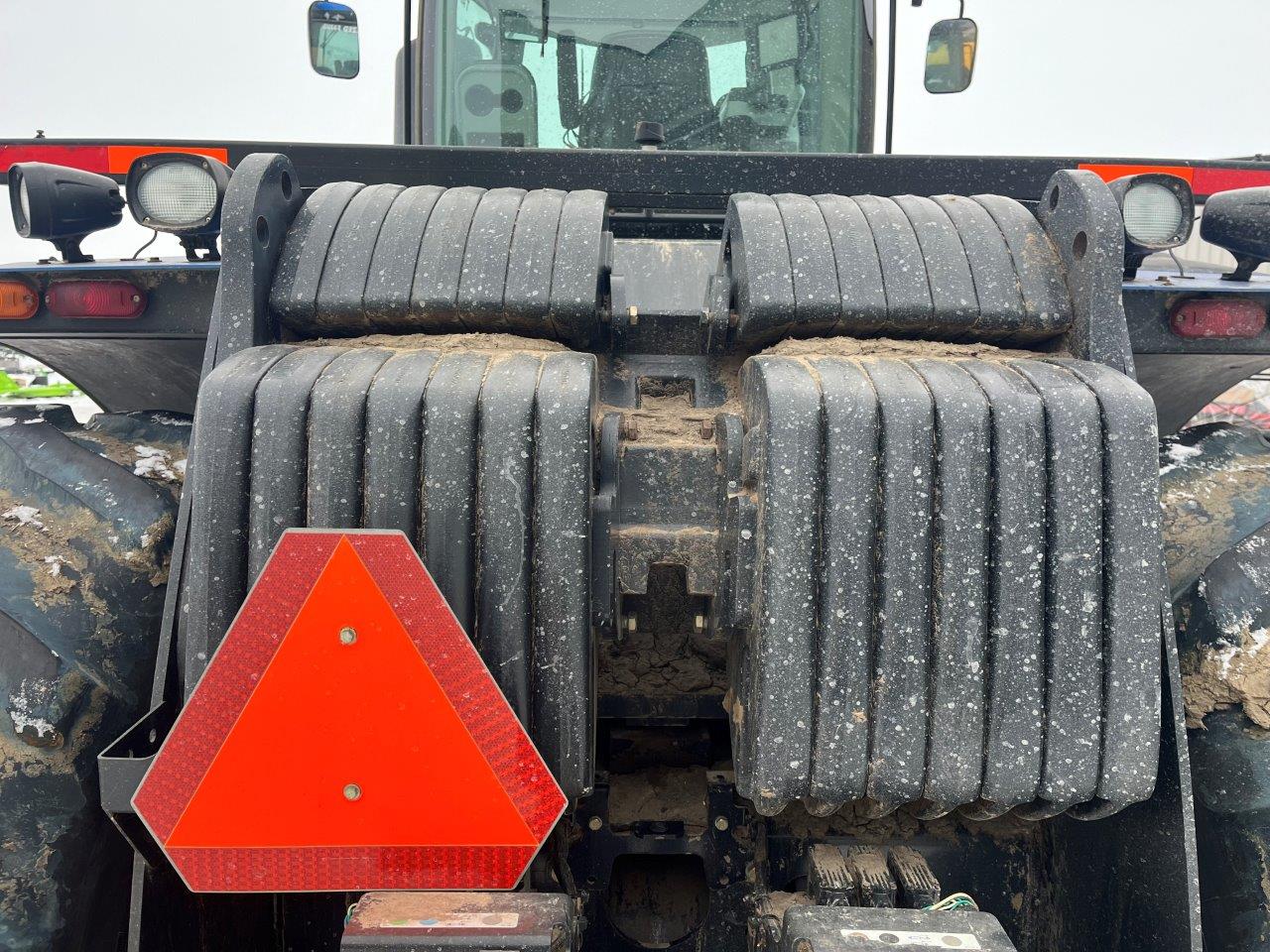 2013 New Holland T9.670HD Tractor