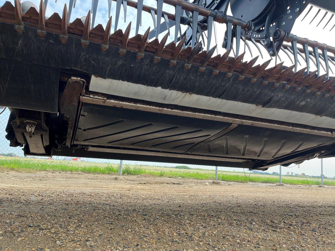 2022 MacDon FD140 DK CNH-21 Header Draper Flex