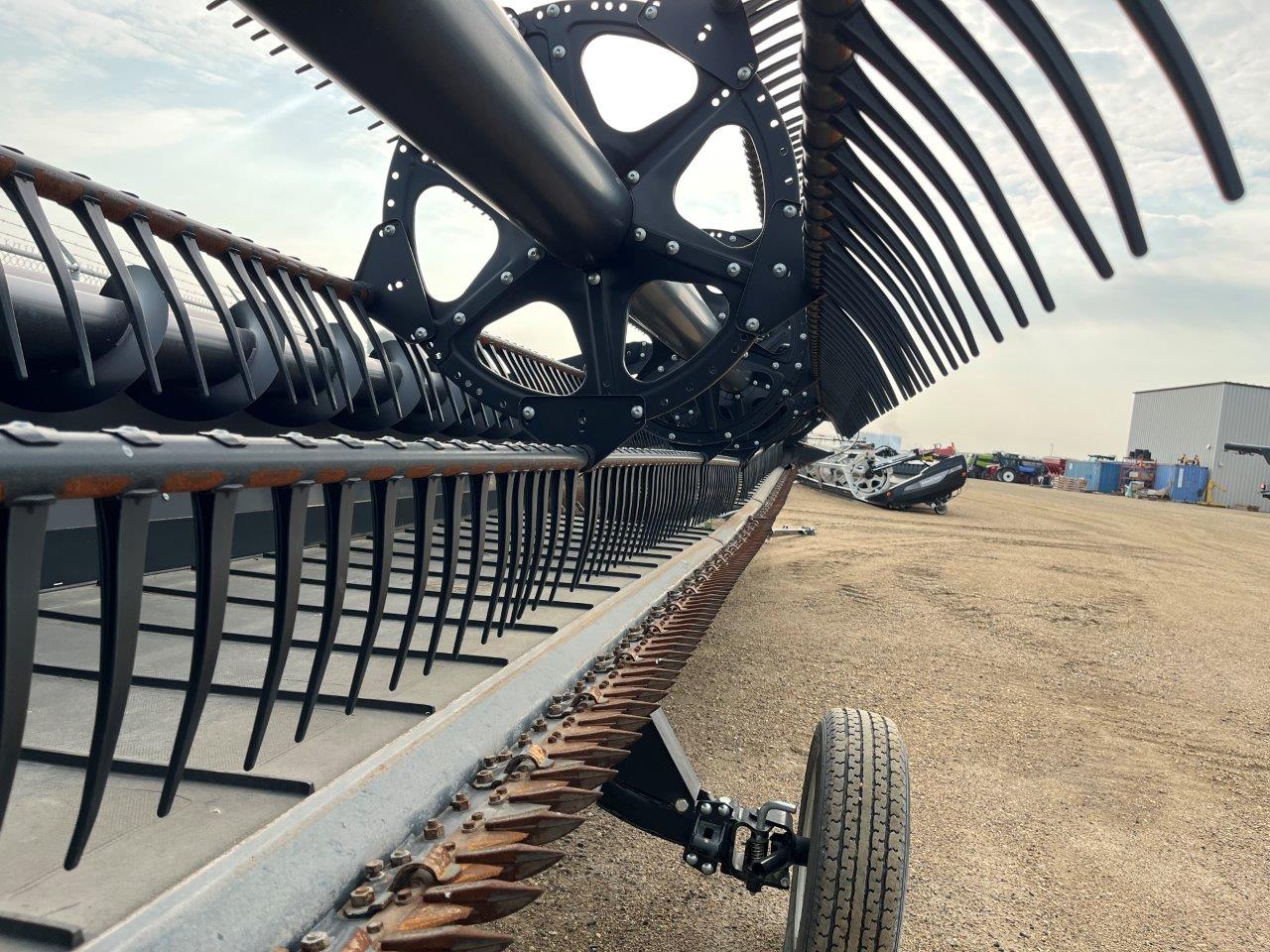 2022 MacDon FD140 DK CNH-21 Header Draper Flex