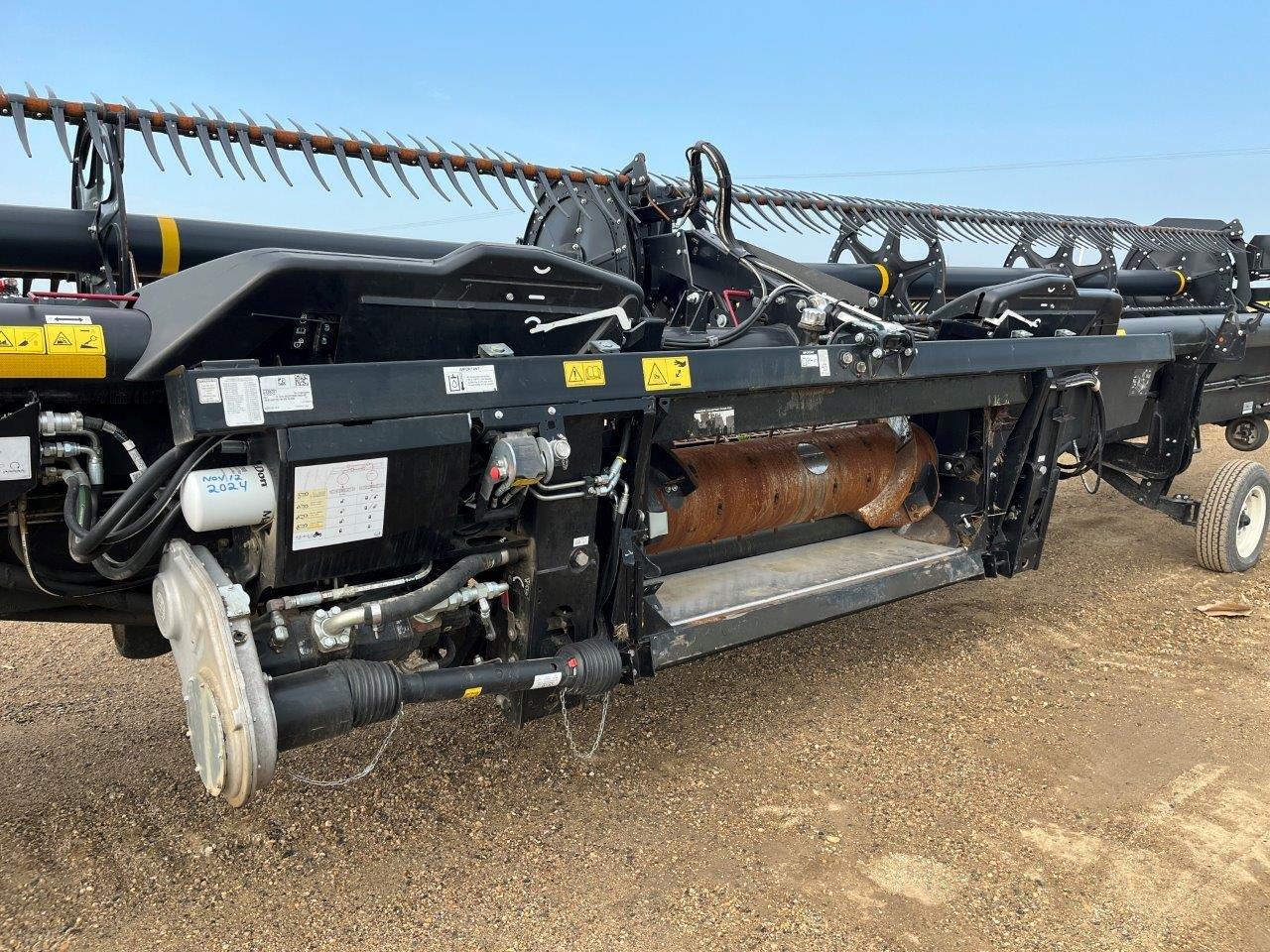 2022 MacDon FD140 DK CNH-21 Header Draper Flex
