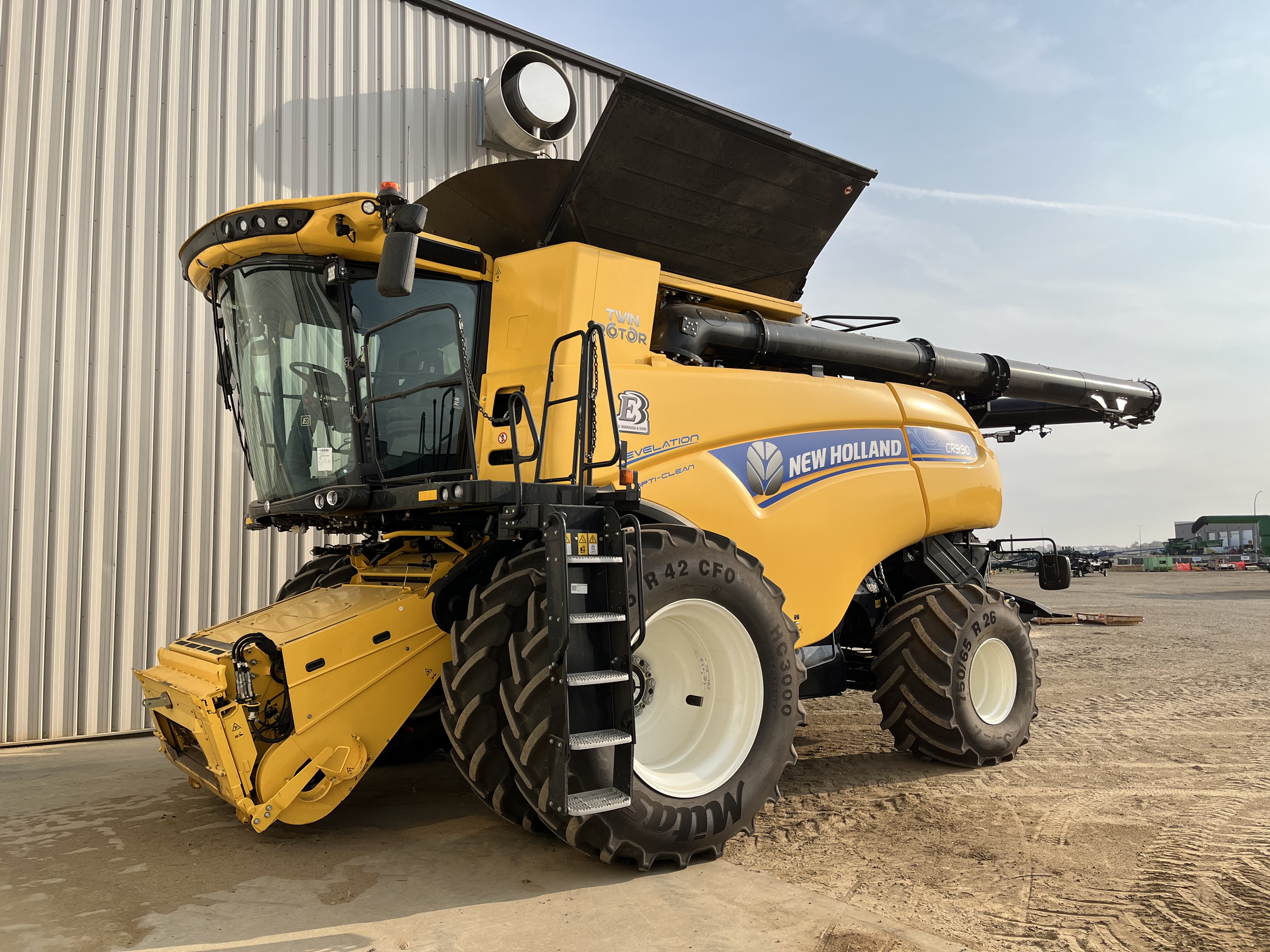 2023 New Holland CR9.90 Combine