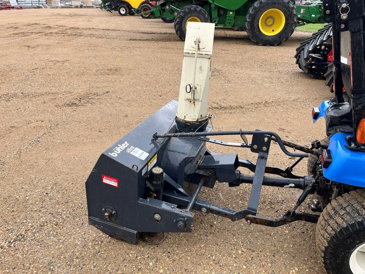 2008 New Holland T1030 w/ Buhler Allied 5010 Snowblower Tractor