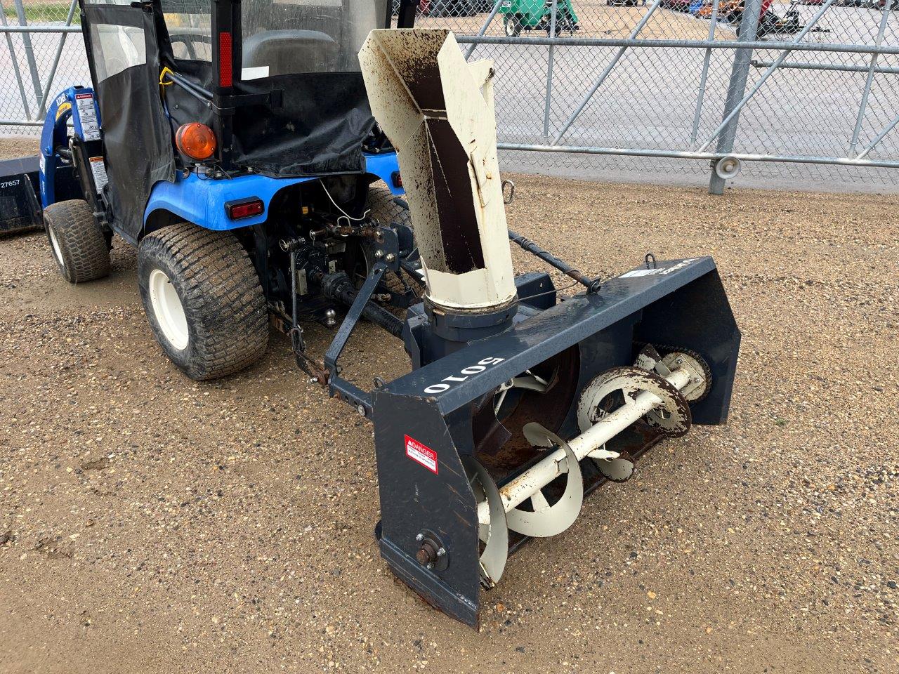 2008 New Holland T1030 w/ Buhler Allied 5010 Snowblower Tractor