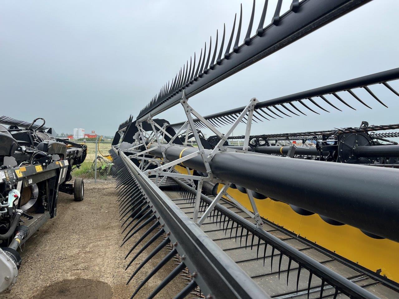 2010 New Holland 94C-40 Header Draper