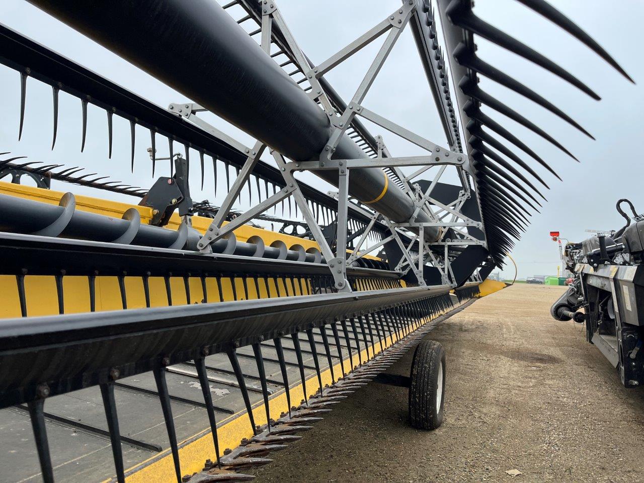 2010 New Holland 94C-40 Header Draper