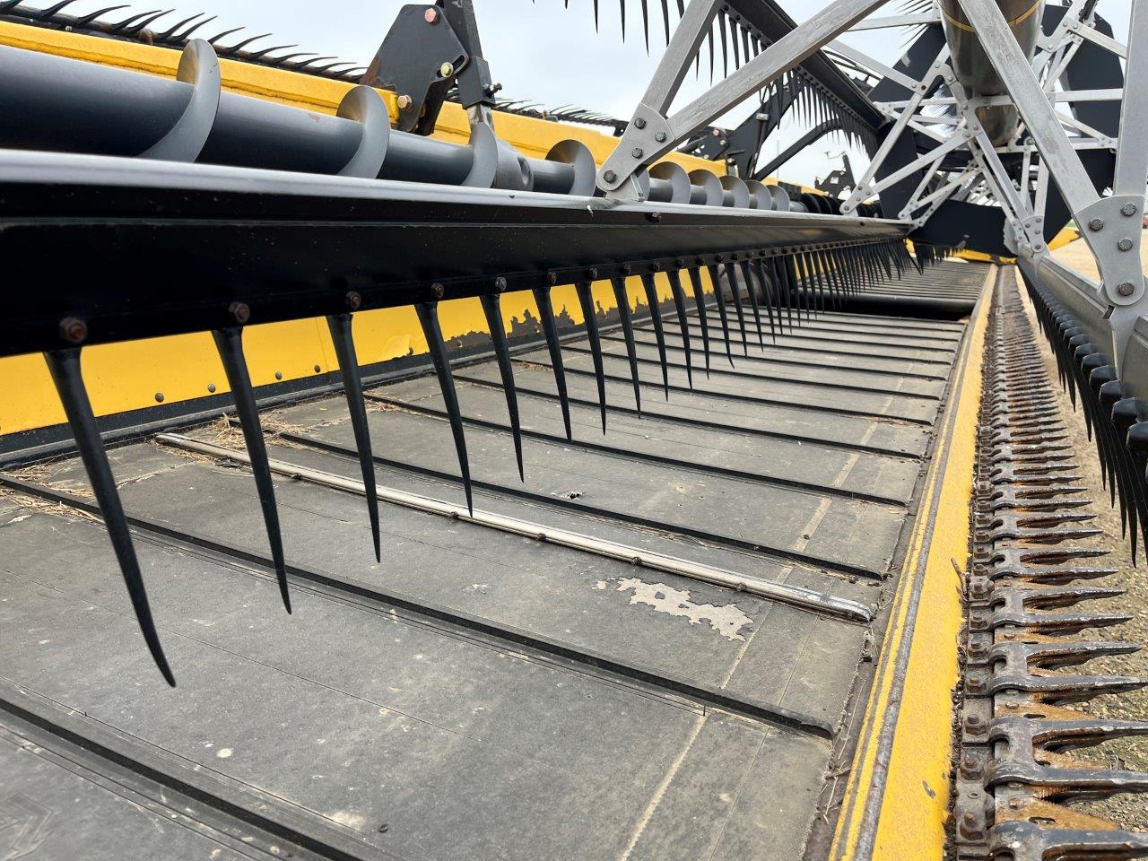 2010 New Holland 94C-40 Header Draper