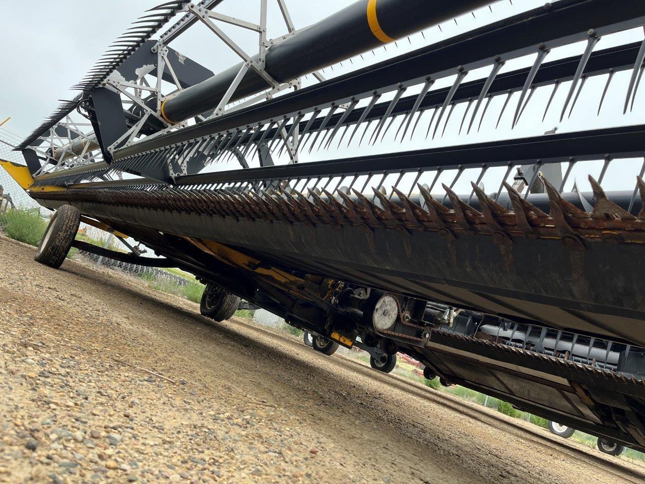 2010 New Holland 94C-40 Header Draper