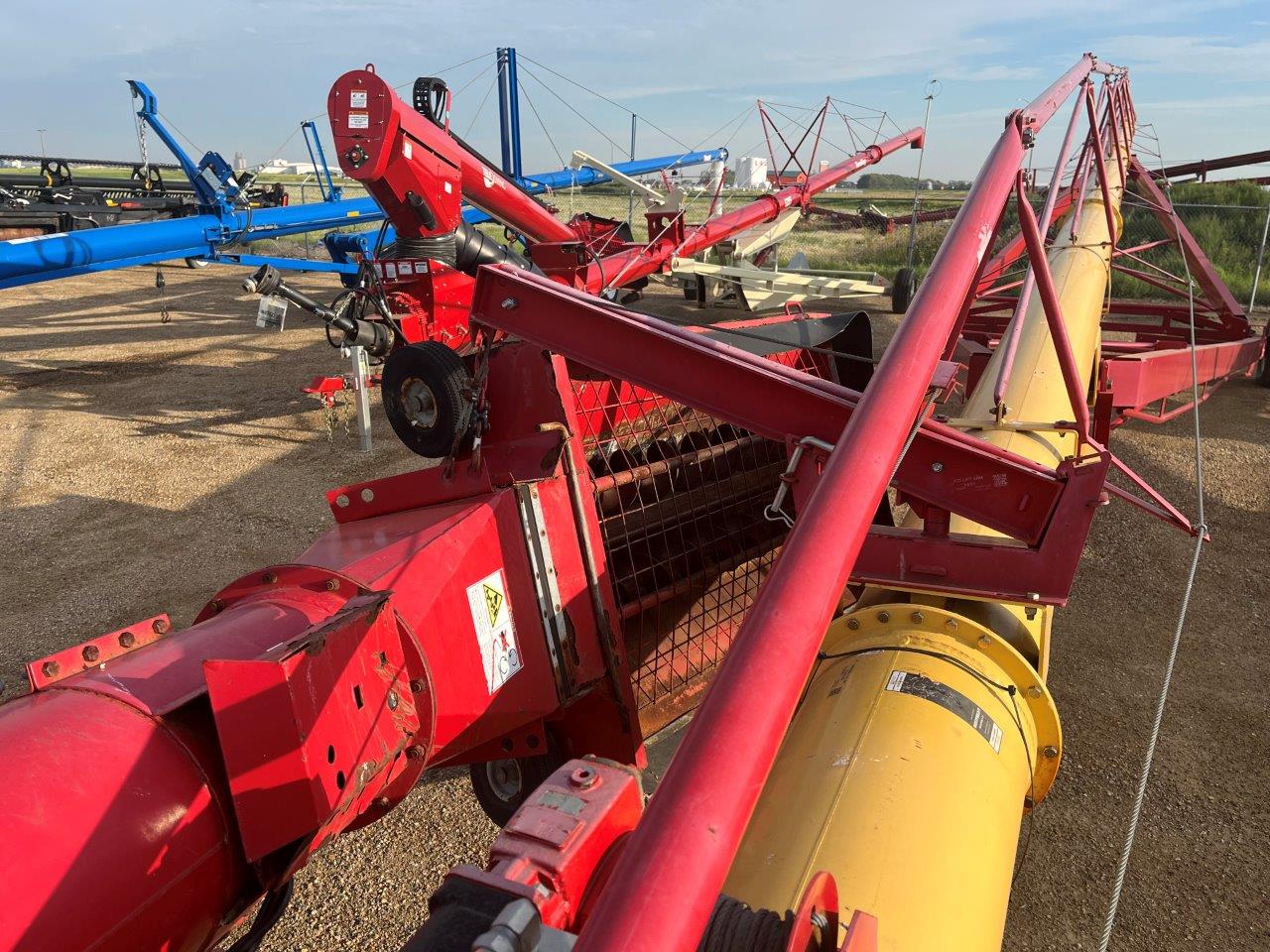 2015 Westfield MKX130-94 Grain Auger