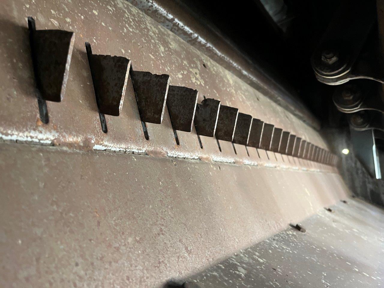 2021 New Holland CR8.90 Combine