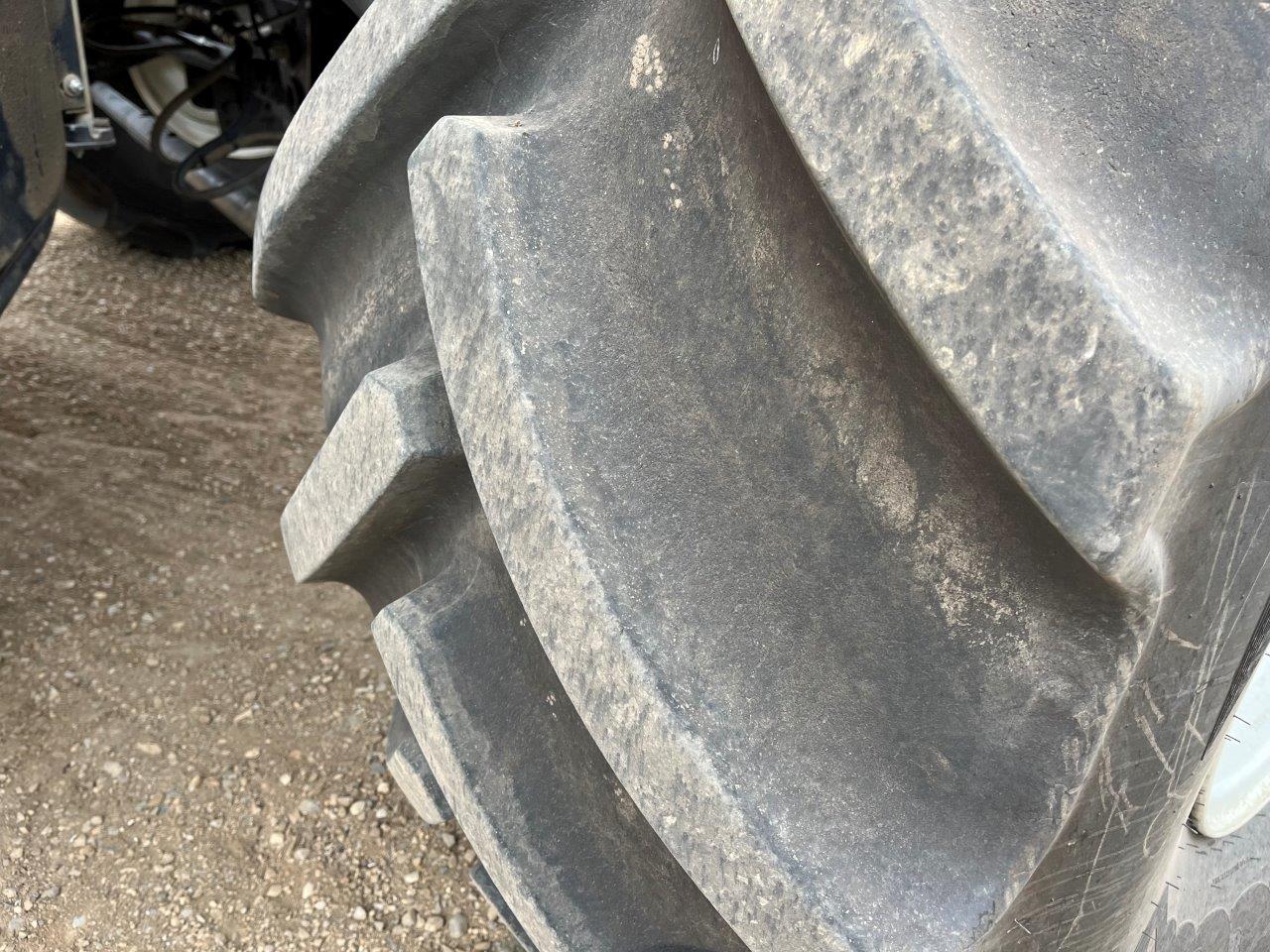 2021 New Holland CR8.90 Combine