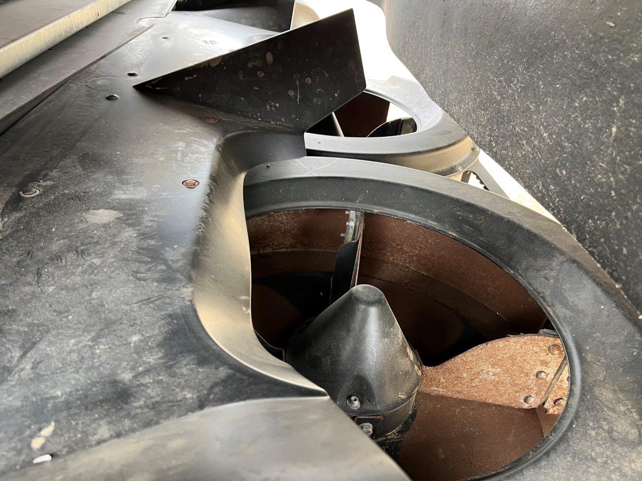 2021 New Holland CR8.90 Combine