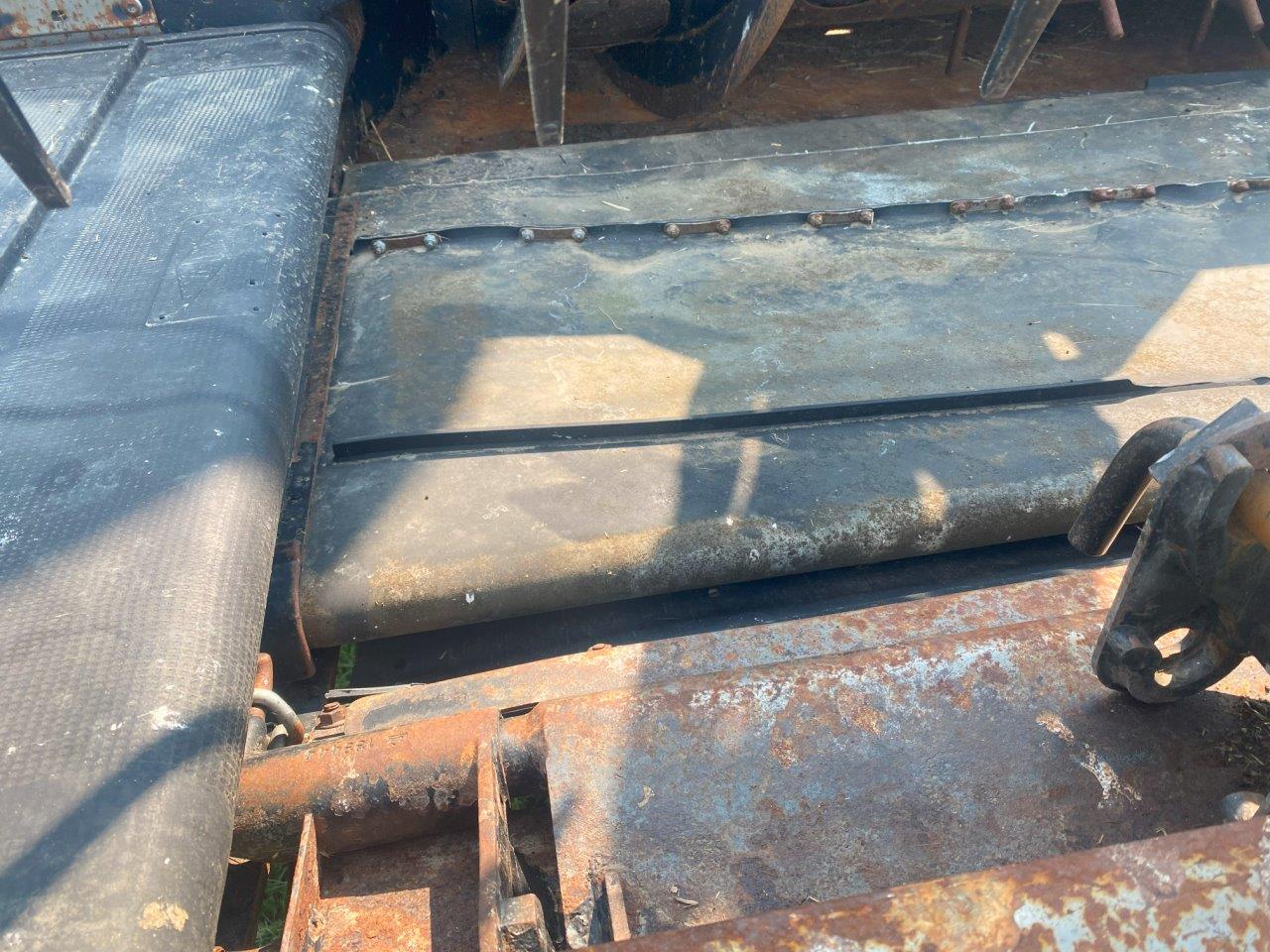 2009 MacDon D60-40 SK CNH-6 Header Draper