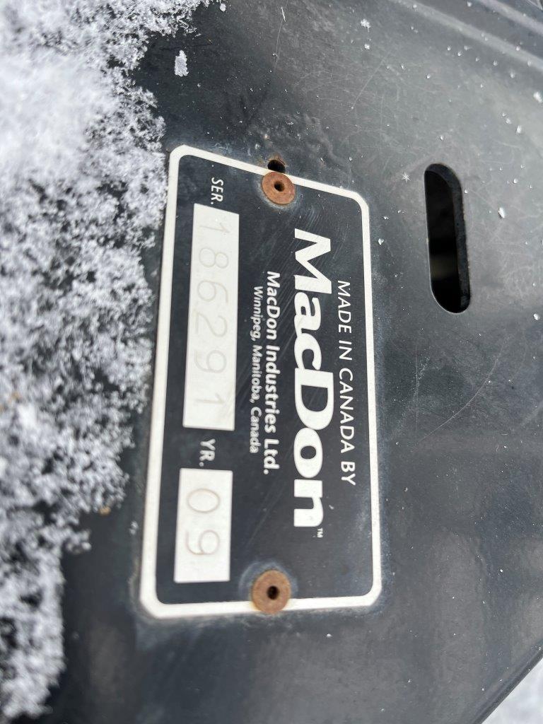 2009 MacDon D60-40 SK CNH-6 Header Draper