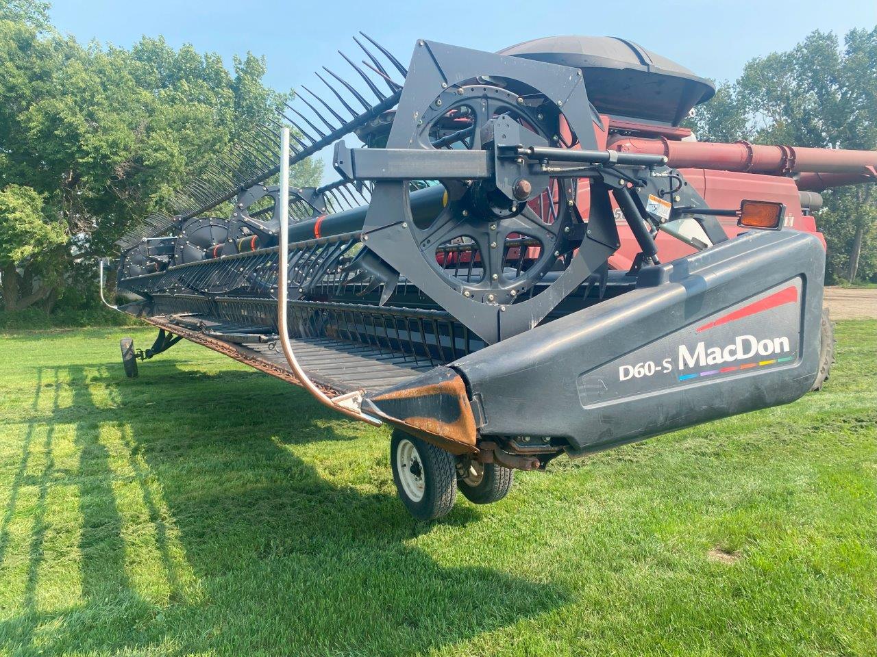 2009 MacDon D60-40 SK CNH-6 Header Draper