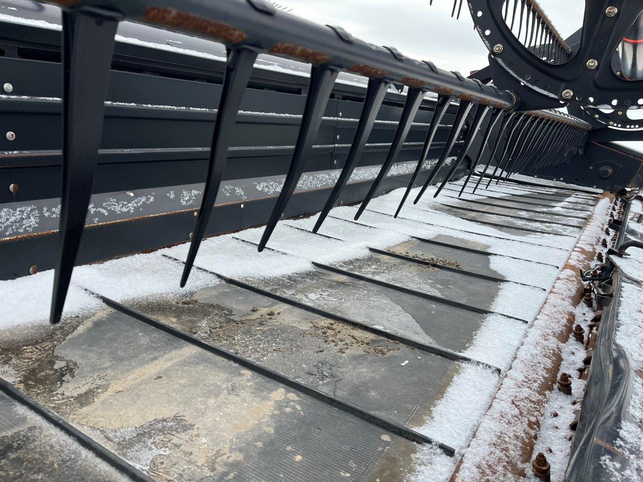 2009 MacDon D60-40 SK CNH-6 Header Draper