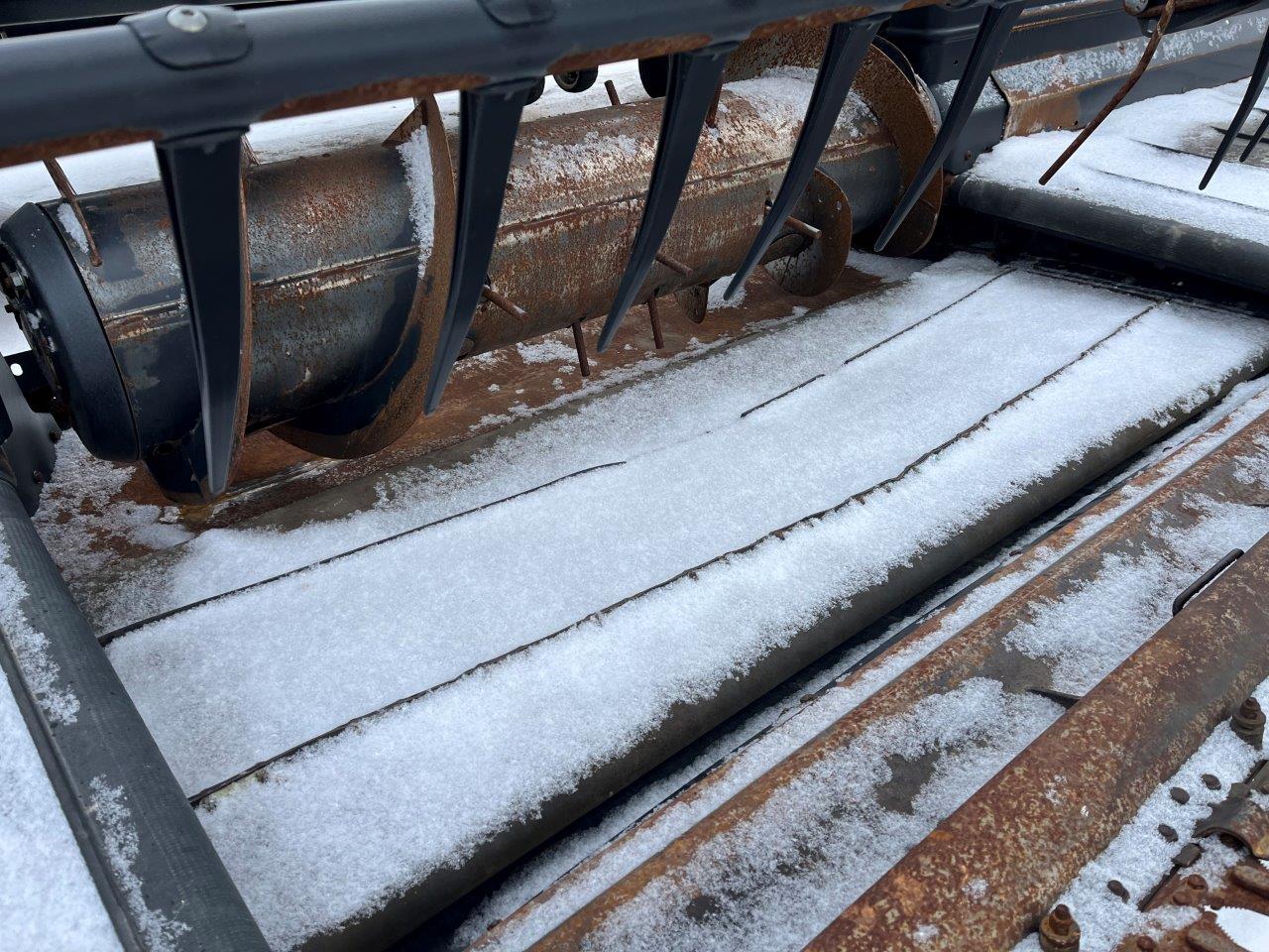 2009 MacDon D60-40 SK CNH-6 Header Draper