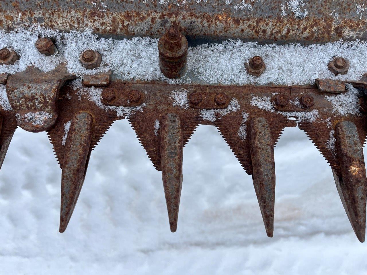 2009 MacDon D60-40 SK CNH-6 Header Draper