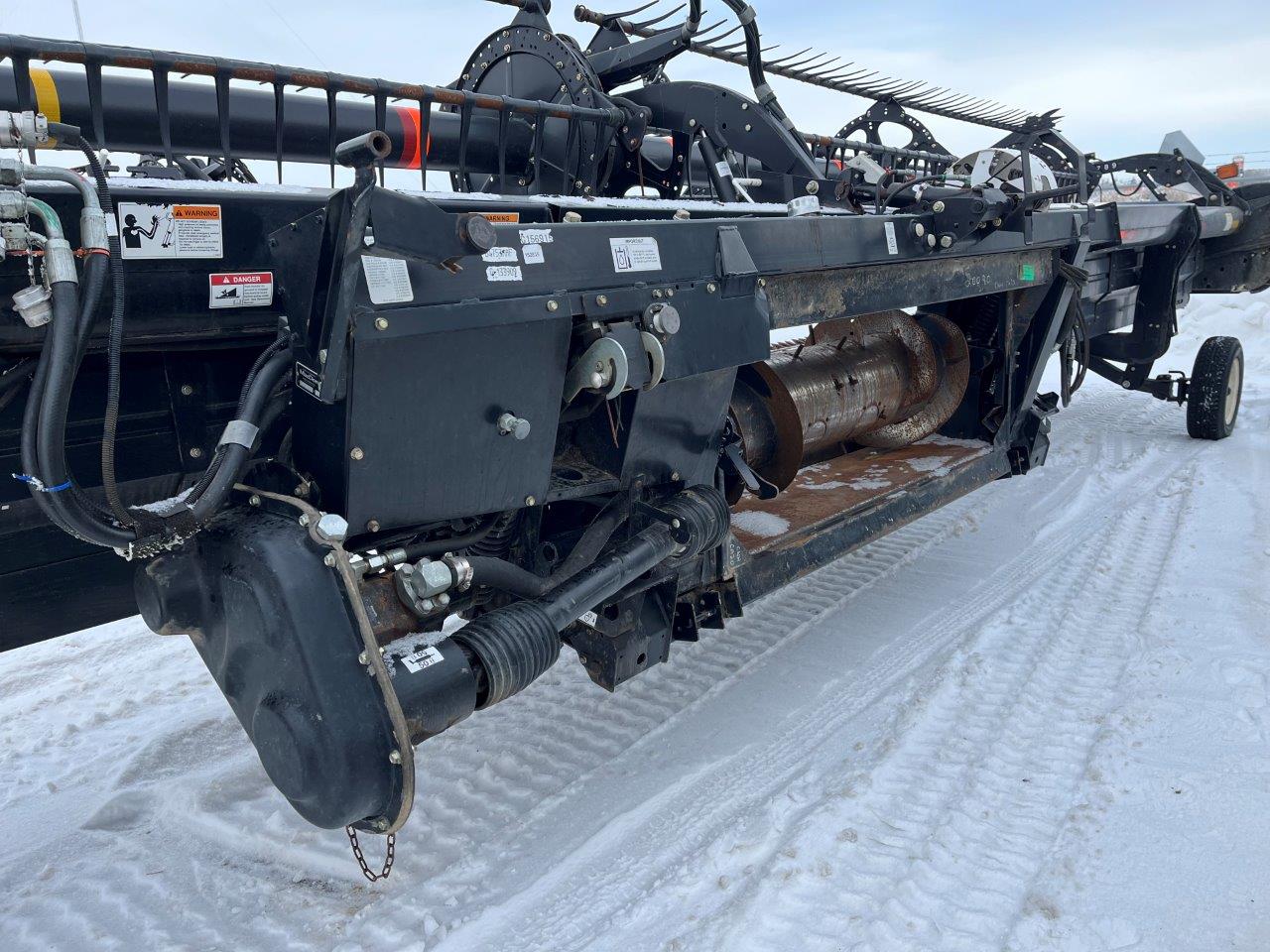 2009 MacDon D60-40 SK CNH-6 Header Draper