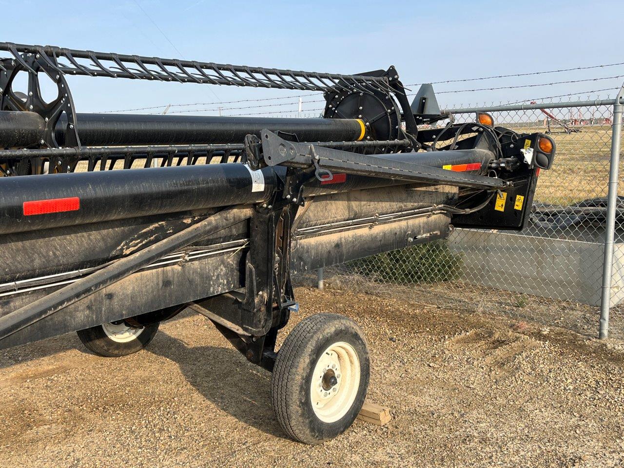2018 MacDon FD75-45 DK CNH-21 Header Draper Flex