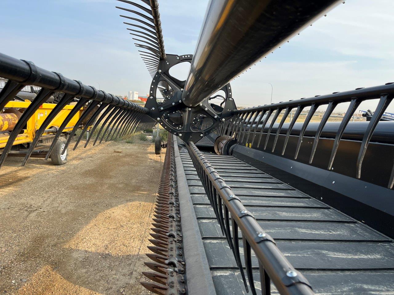 2018 MacDon FD75-45 DK CNH-21 Header Draper Flex