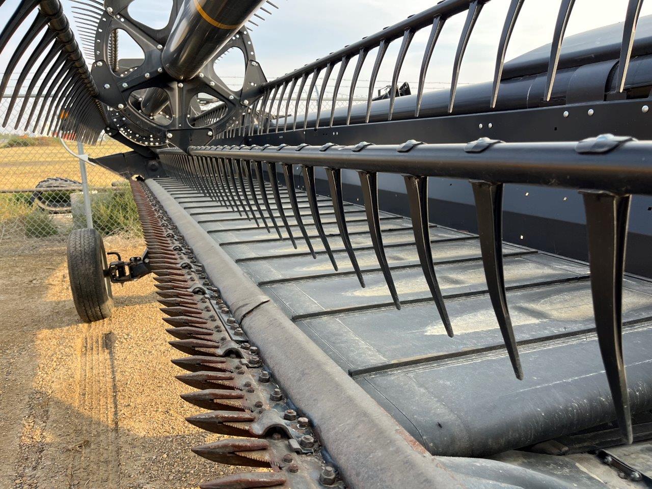 2018 MacDon FD75-45 DK CNH-21 Header Draper Flex