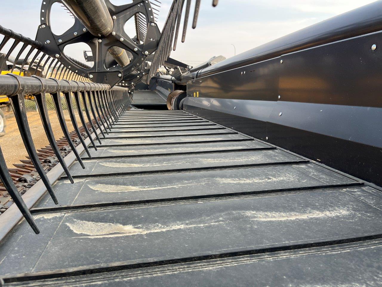 2018 MacDon FD75-45 DK CNH-21 Header Draper Flex