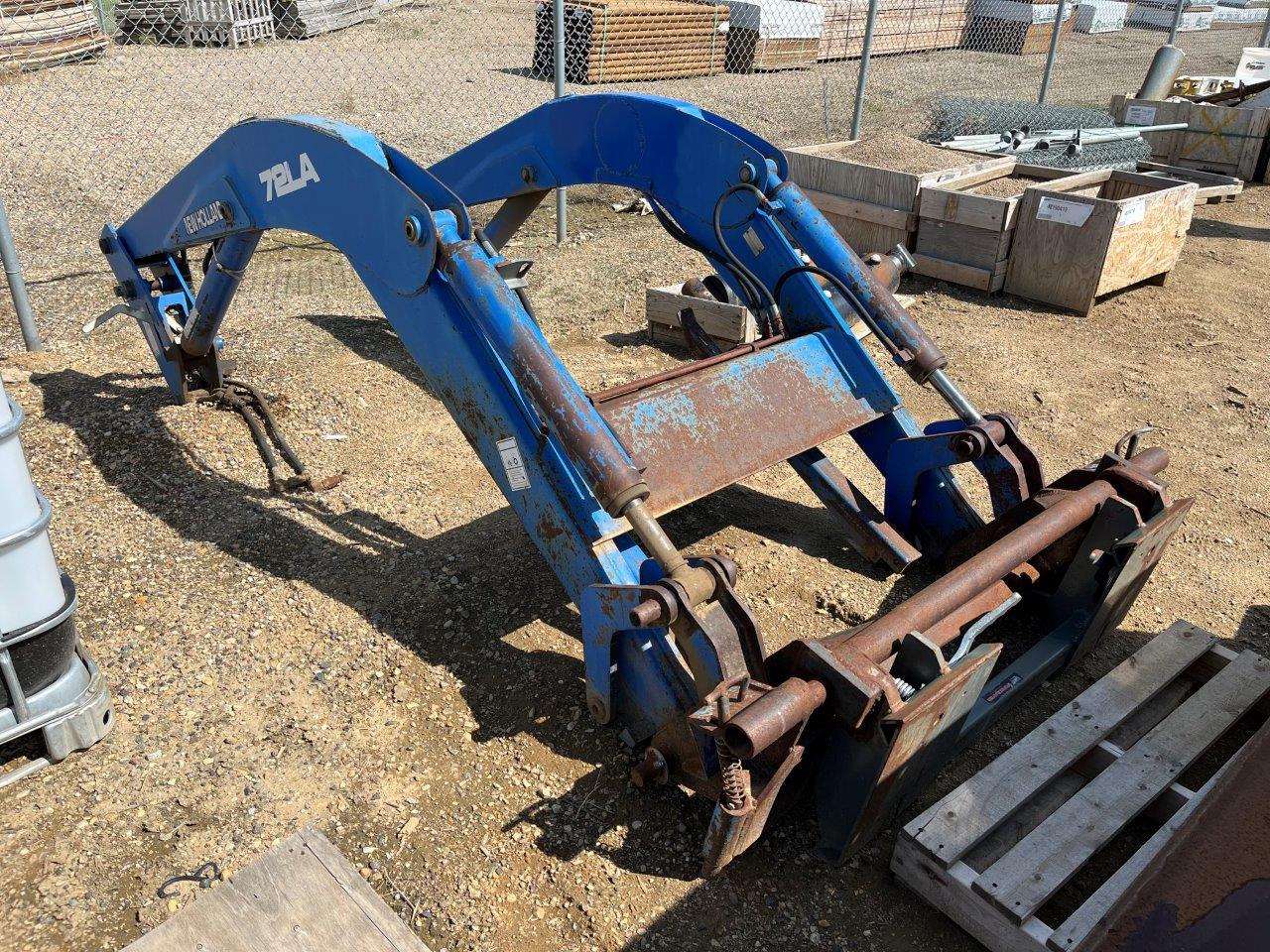 2001 New Holland 72LA Tractor Loader