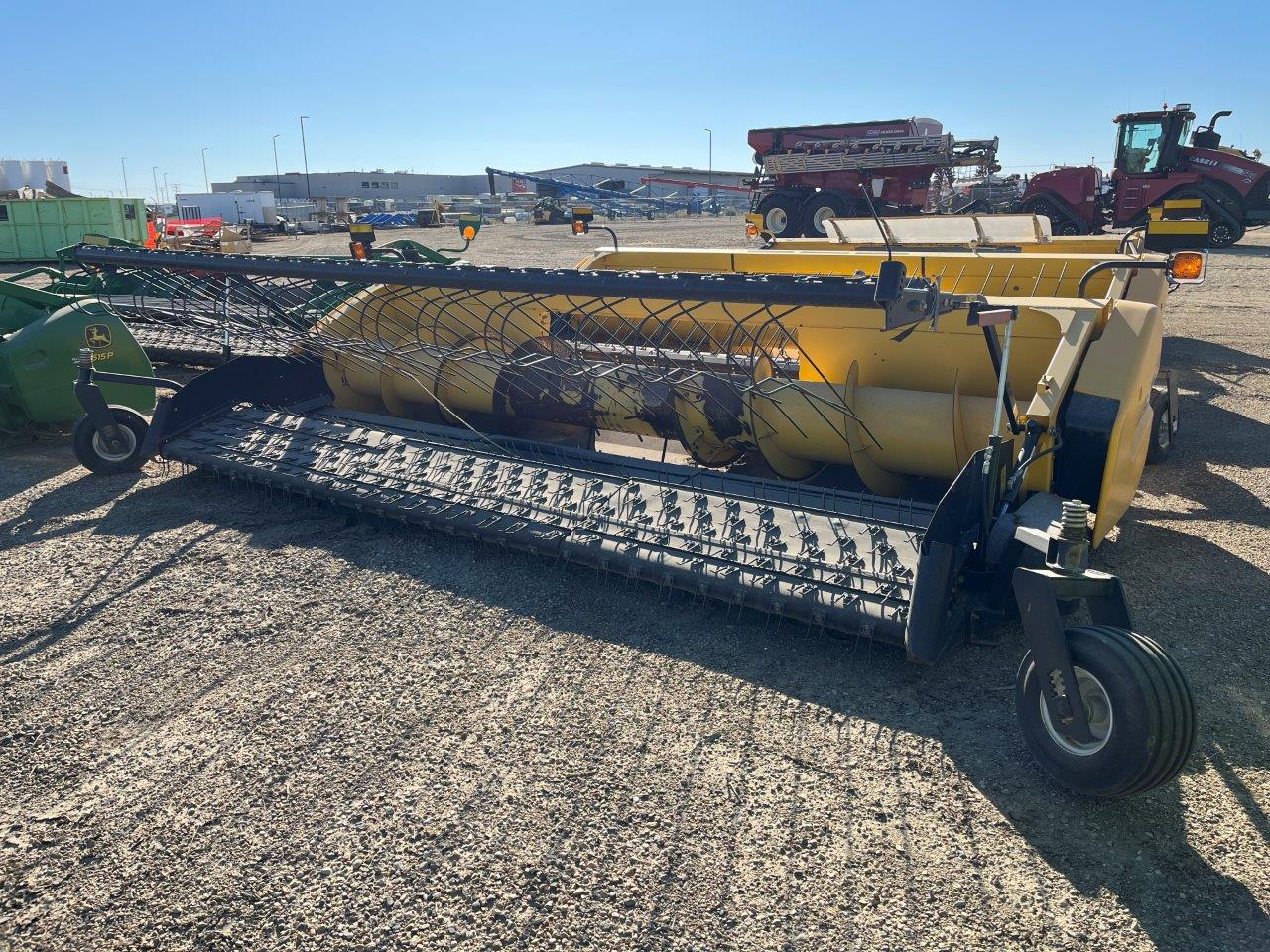 2013 New Holland 790CP-15 Header Combine