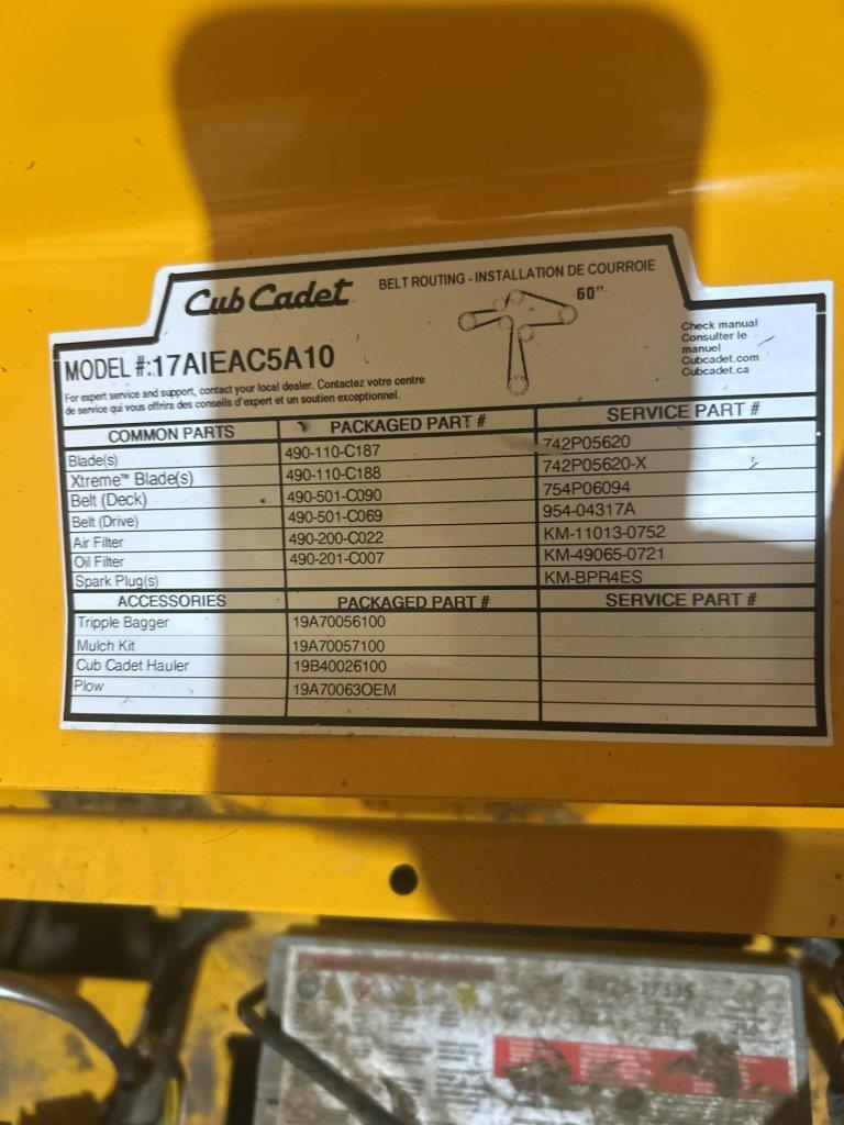 2023 Cub Cadet ZT2 60 Ultima Mower/Zero Turn