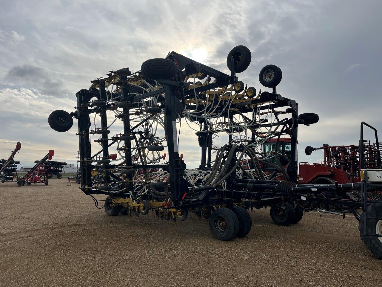 2008 Seed Master 6612 w/ Bourgault 6550ST Air Drill