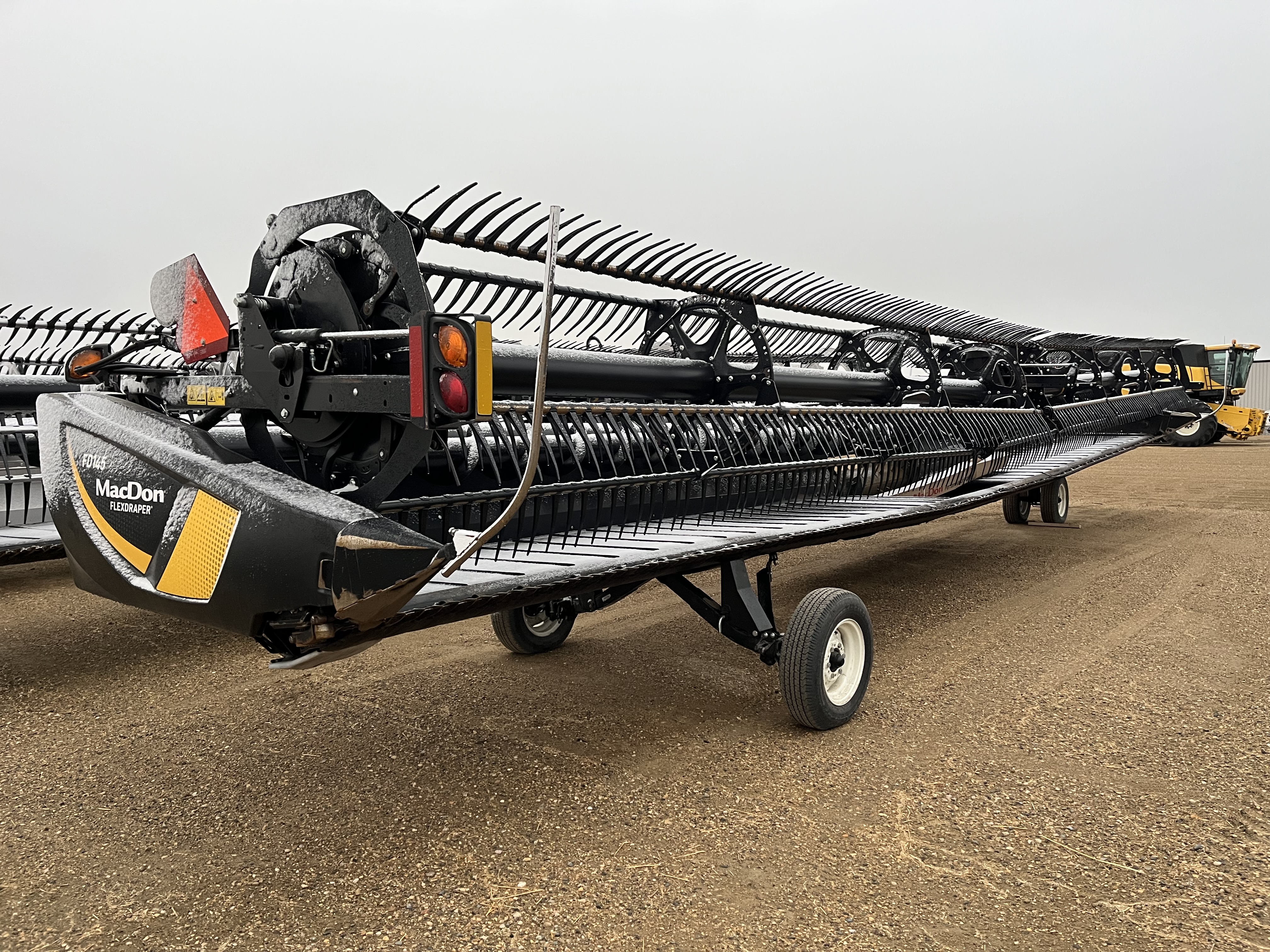 2021 MacDon FD145 DK JD-21 Header Draper Flex