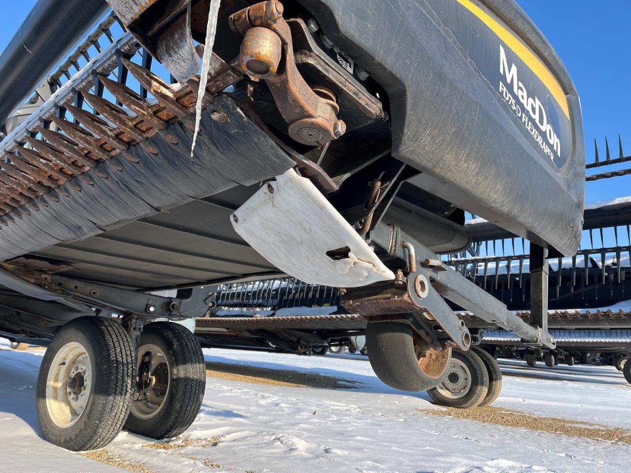 2016 MacDon FD75-35 SK CNH-21 Header Combine