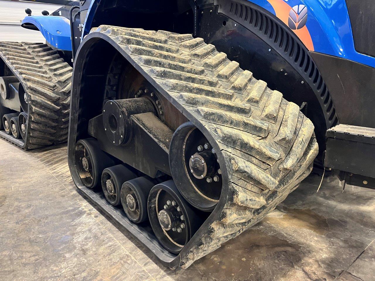 2017 New Holland T9.700 SmartTrax Tractor