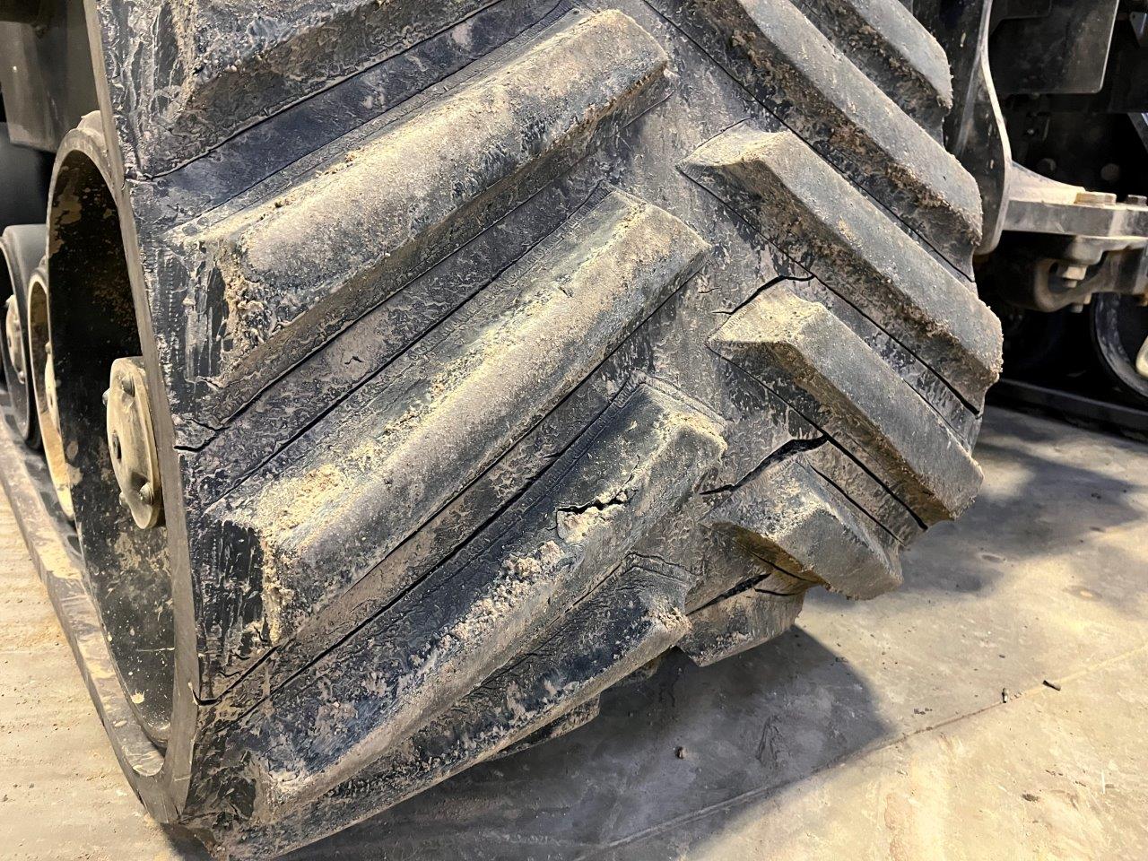 2017 New Holland T9.700 SmartTrax Tractor