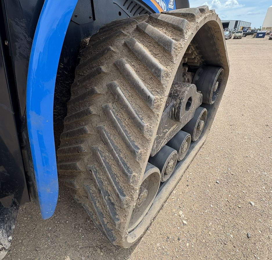 2017 New Holland T9.700 SmartTrax Tractor