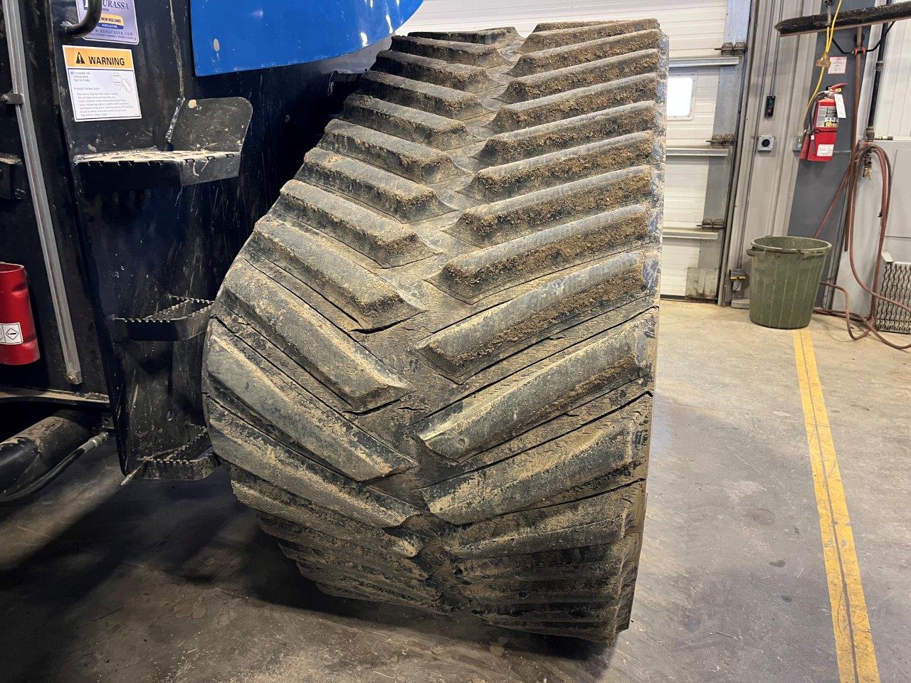 2017 New Holland T9.700 SmartTrax Tractor