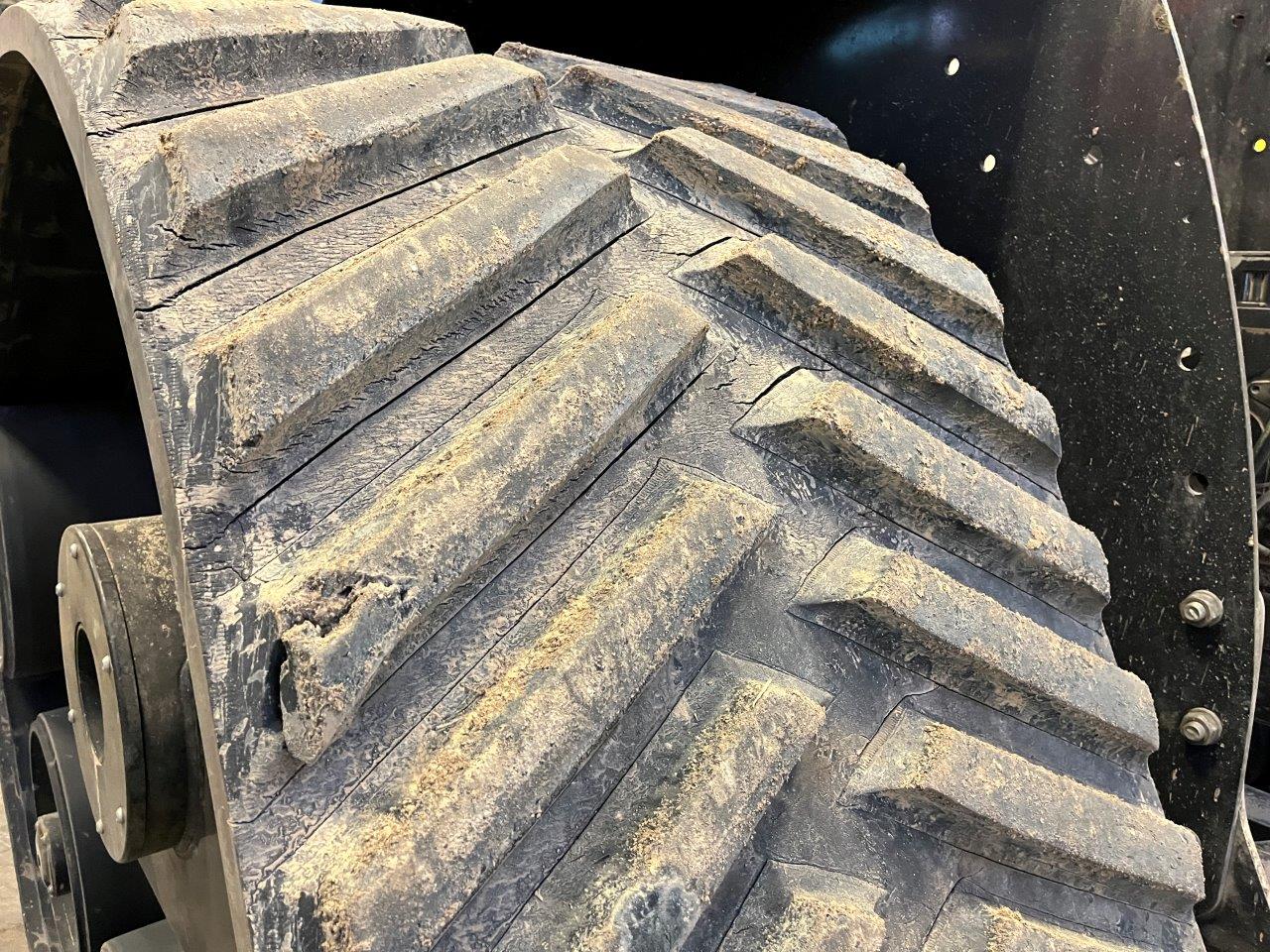 2017 New Holland T9.700 SmartTrax Tractor