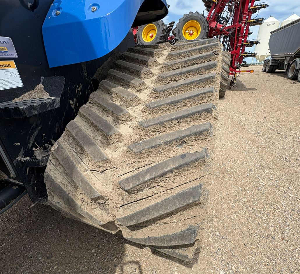 2017 New Holland T9.700 SmartTrax Tractor