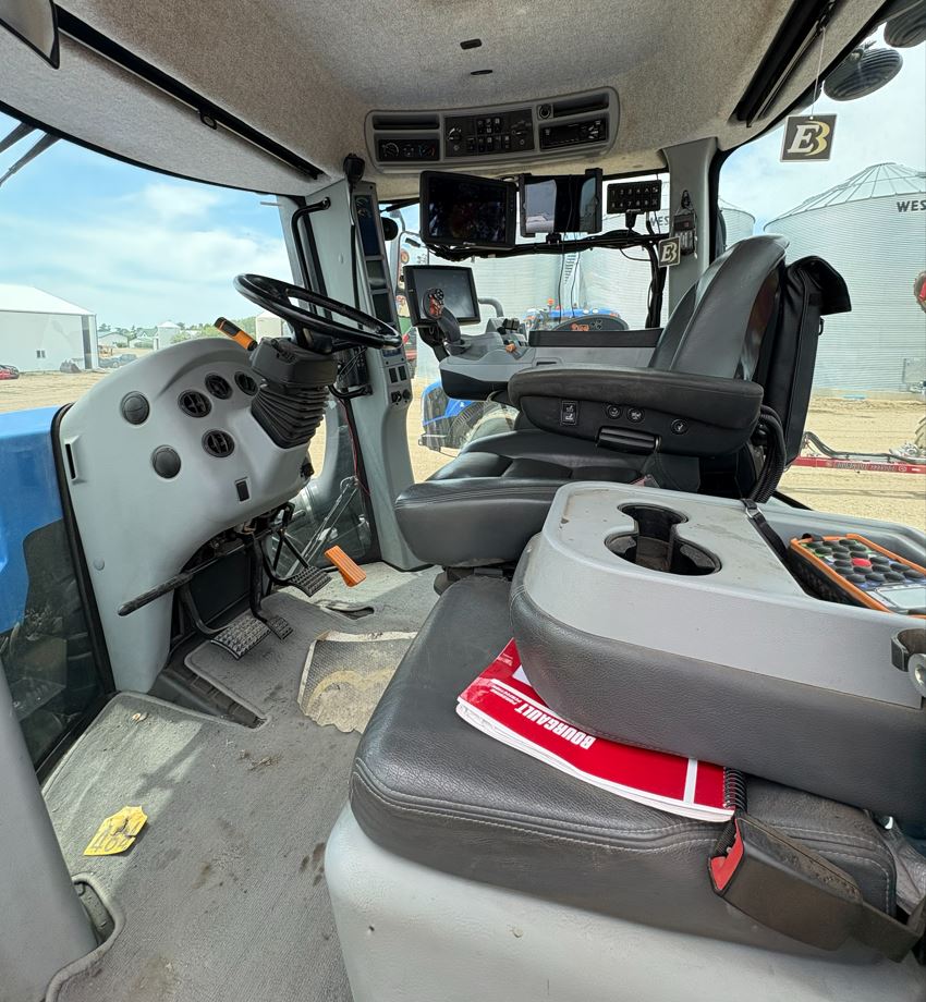 2017 New Holland T9.700 SmartTrax Tractor