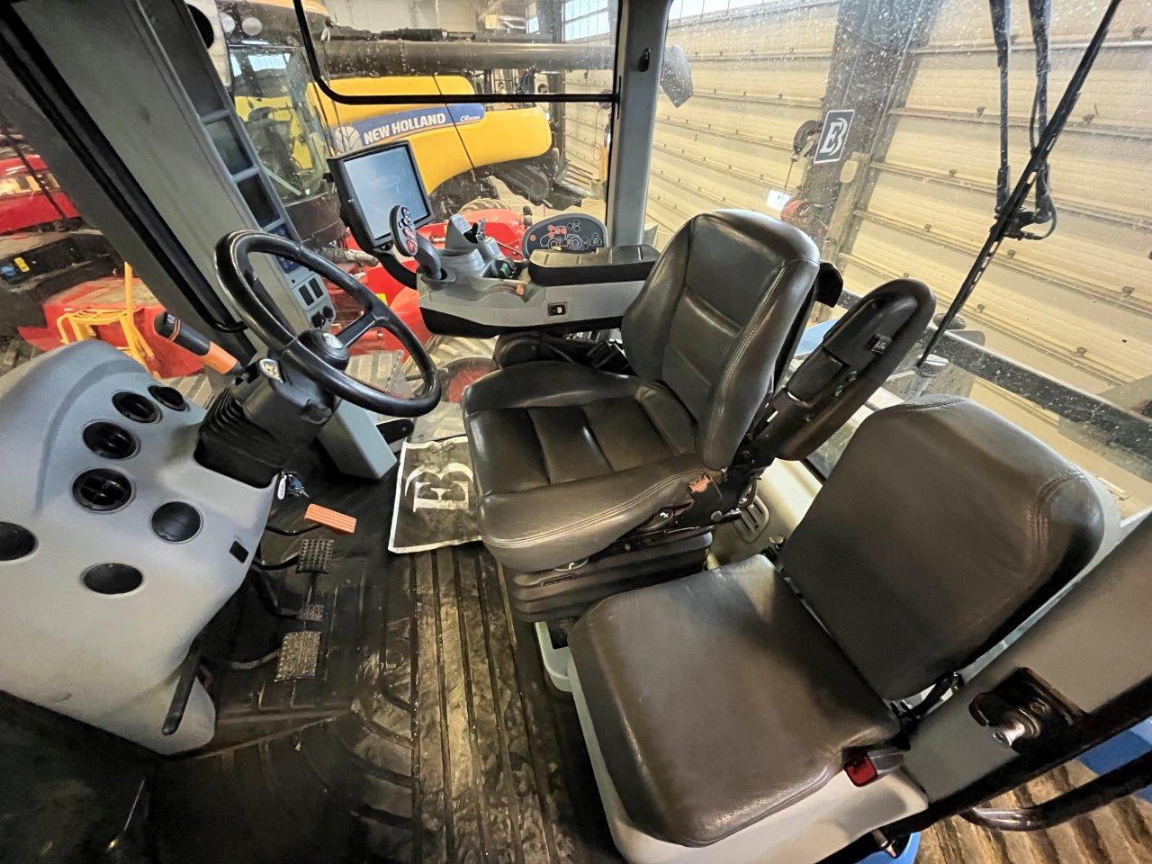 2017 New Holland T9.700 SmartTrax Tractor