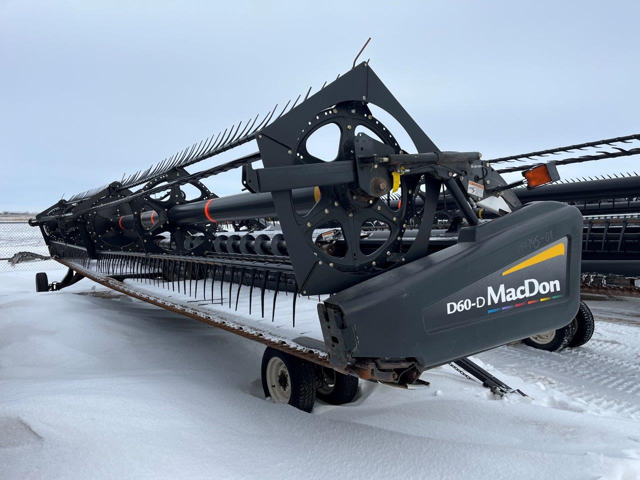 2009 MacDon D60-40 DK CNH-6 Header Draper