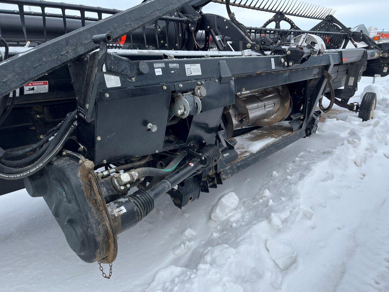 2009 MacDon D60-40 DK CNH-6 Header Draper