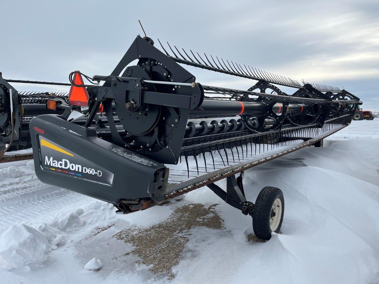 2009 MacDon D60-40 DK CNH-6 Header Draper