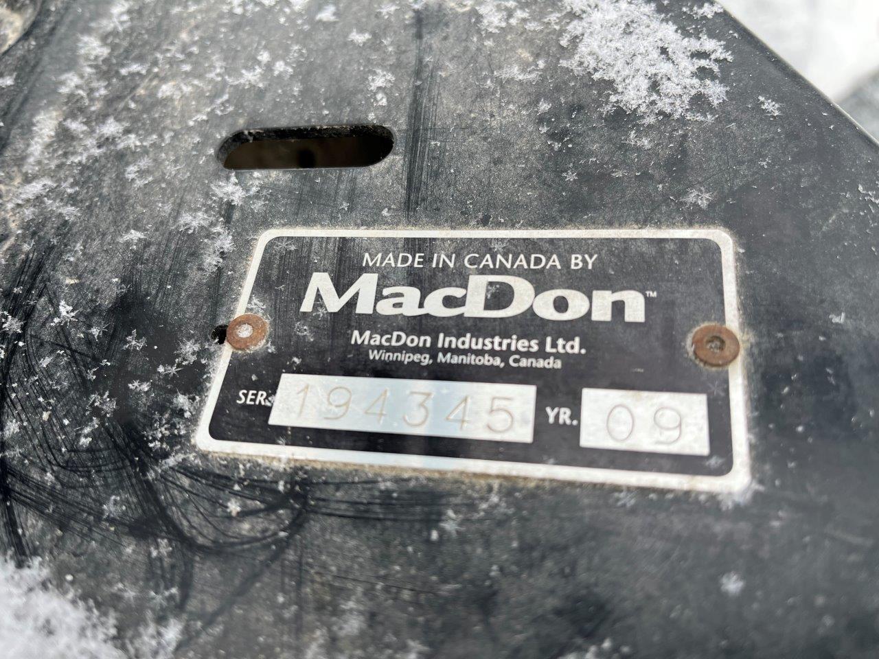 2009 MacDon D60-40 DK CNH-6 Header Draper