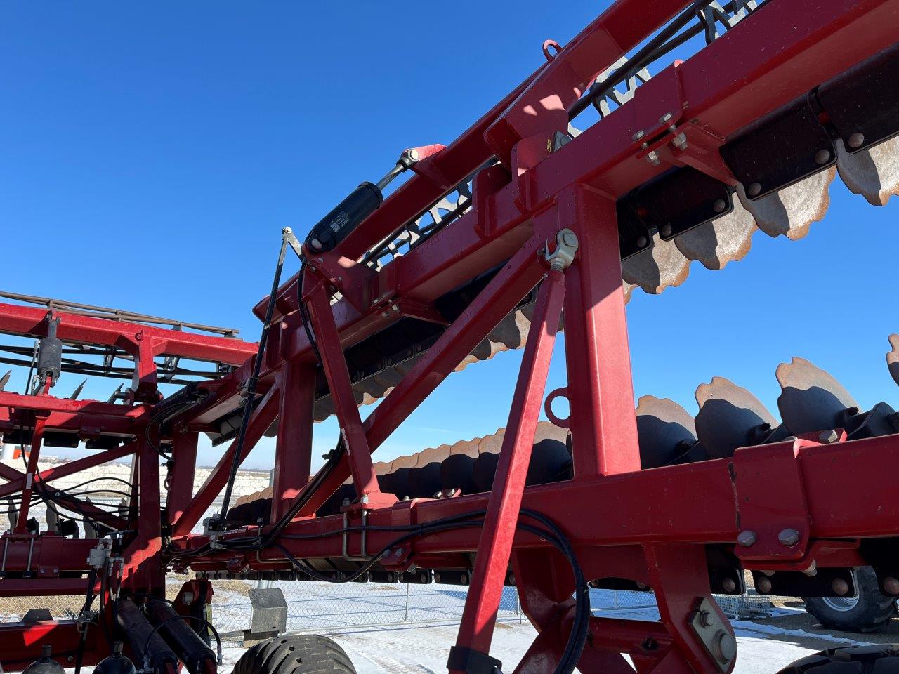2020 Salford Halo - HSD - 40' Vertical Tillage