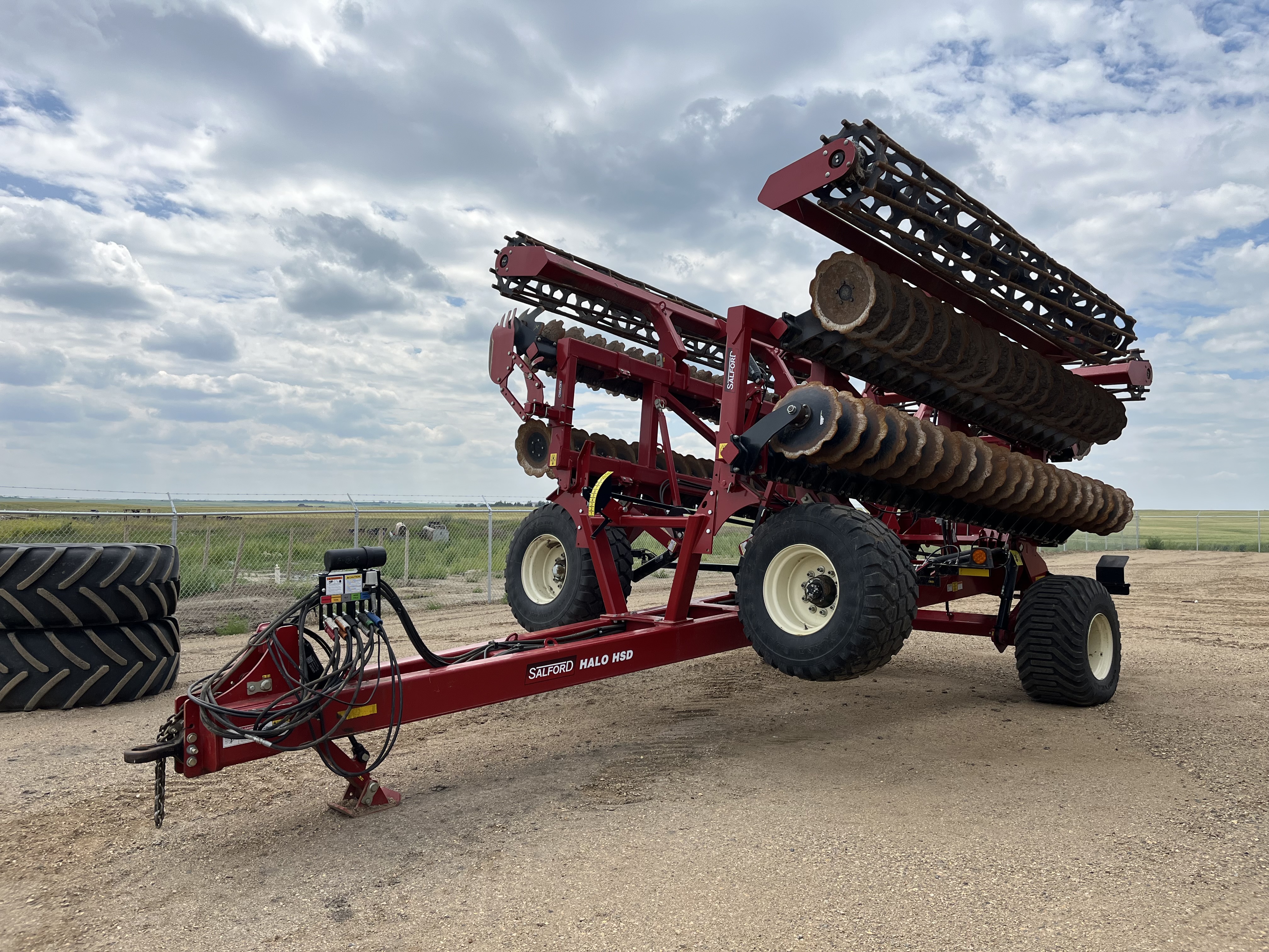 2020 Salford Halo - HSD - 40' Vertical Tillage
