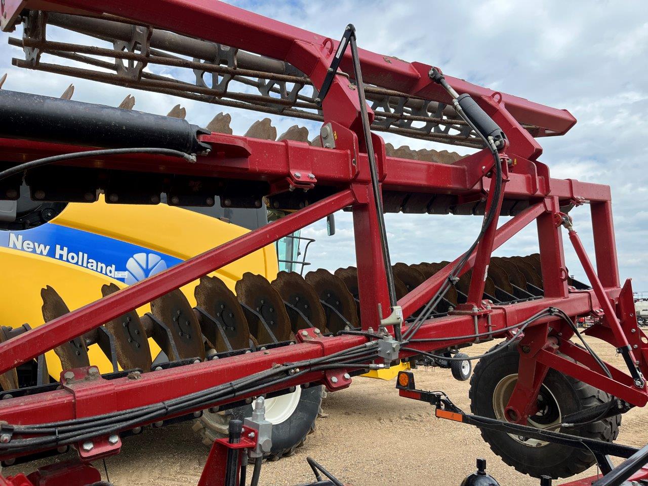 2020 Salford Halo - HSD - 40' Vertical Tillage