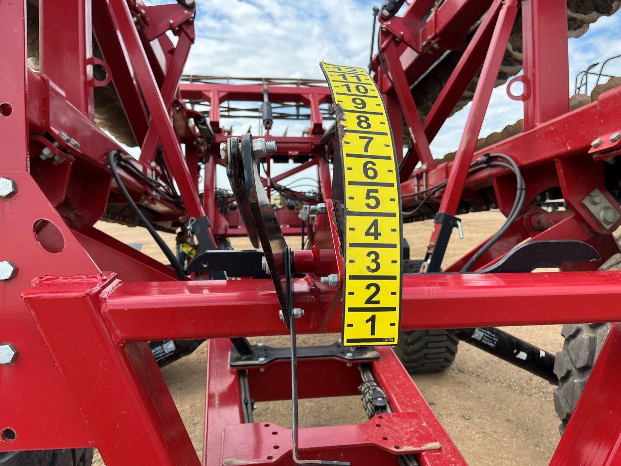 2020 Salford Halo - HSD - 40' Vertical Tillage